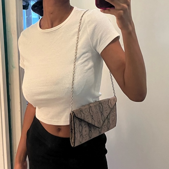 (2 for $12) Snakeskin clutch purse - Picture 1 of 12